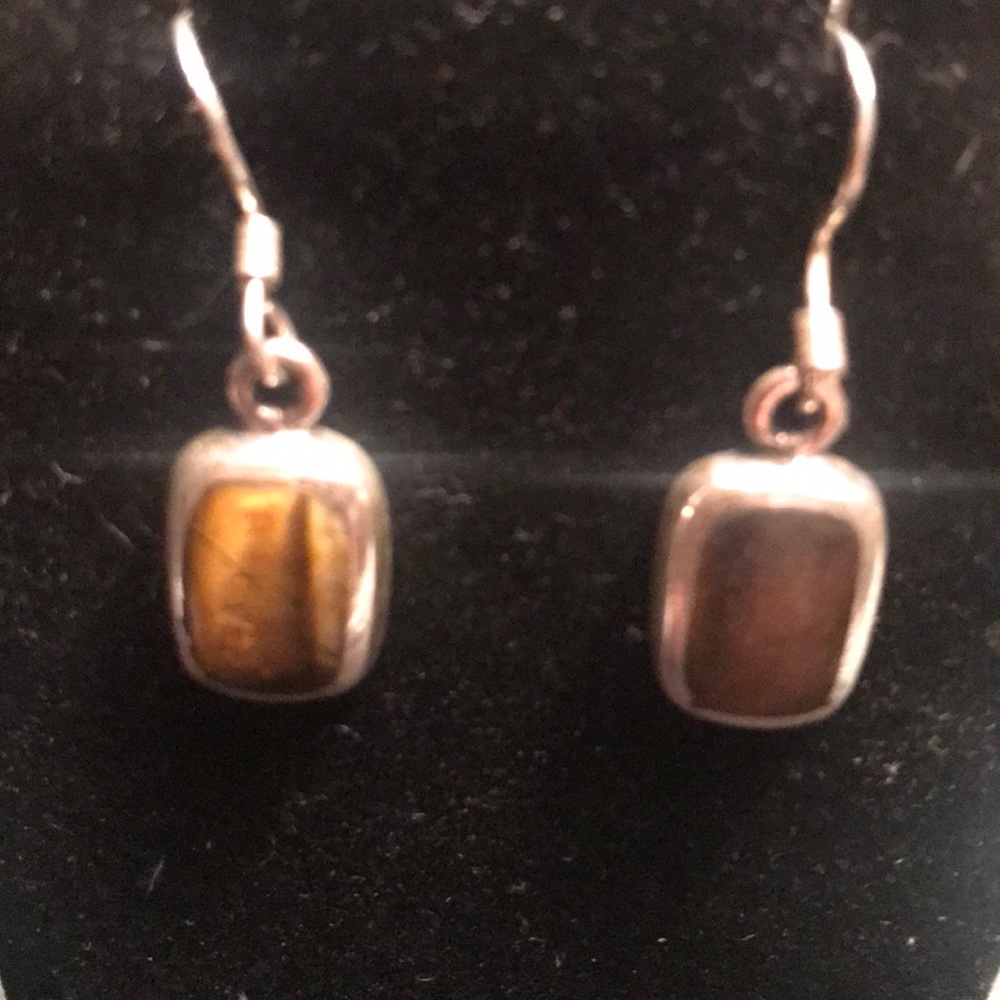 😽Beautiful cat eye sterling silver earrings😽